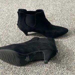 Kitten heel booties